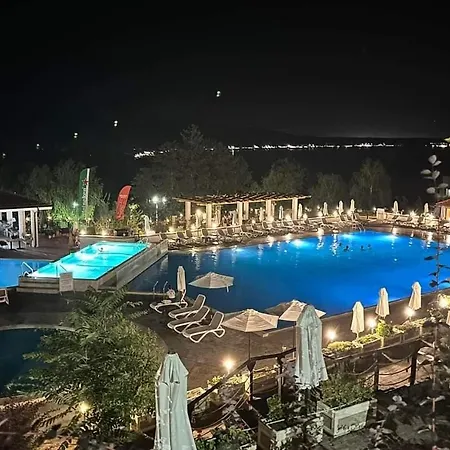 Cozy In Santa Marina Апартамент