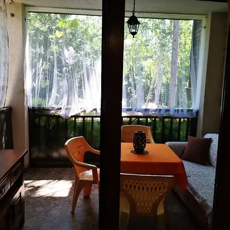Cozy In Santa Marina Apartment